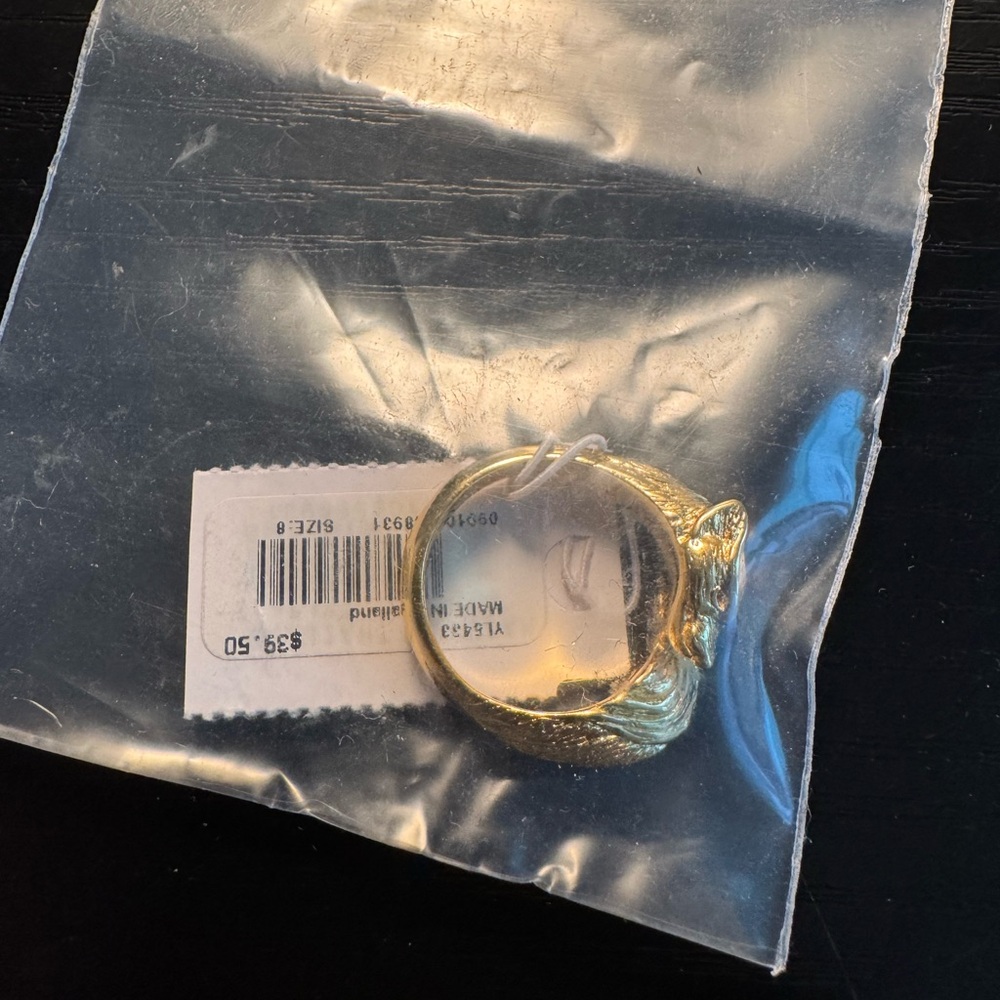 Wolf Ring - Picture 4 of 4
